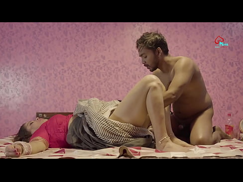 ❤️ web series: i love you Daadi Sie hat ihm beigebracht, wie man Sex mit einem Mädchen hat !!! Fuck video bei uns