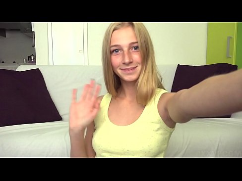 ❤️ Wenn ich gelangweilt bin, masturbiere ich faul meine rosa Muschi Fuck video bei uns