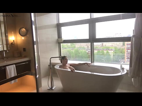 ❤️ Riesiges Babe wichst leidenschaftlich ihre Muschi im Badezimmer Fuck video bei uns